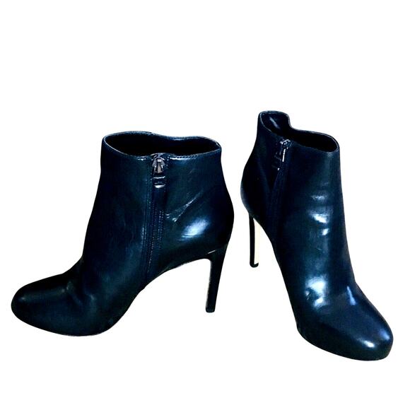 Via Spiga Black Leather Stiletto Booties, Worn 1x, Excellent, Timeless Style. - Picture 2 of 8